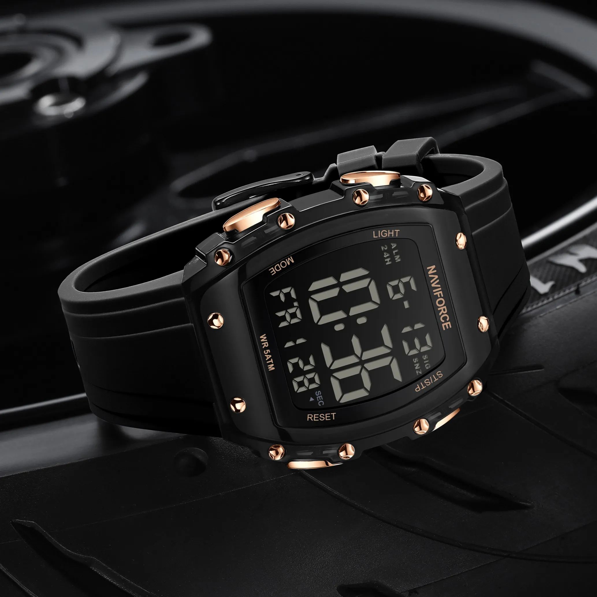 Naviforce 6107 - Black Rose