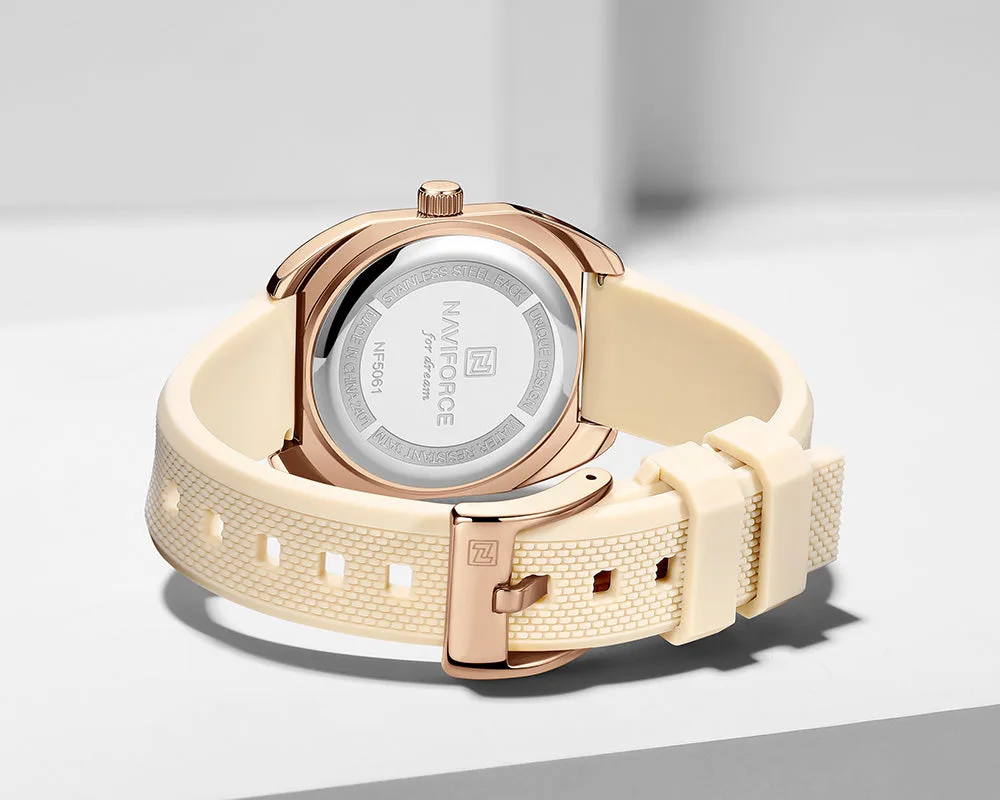 NF5061-watchmodelExhibition_7